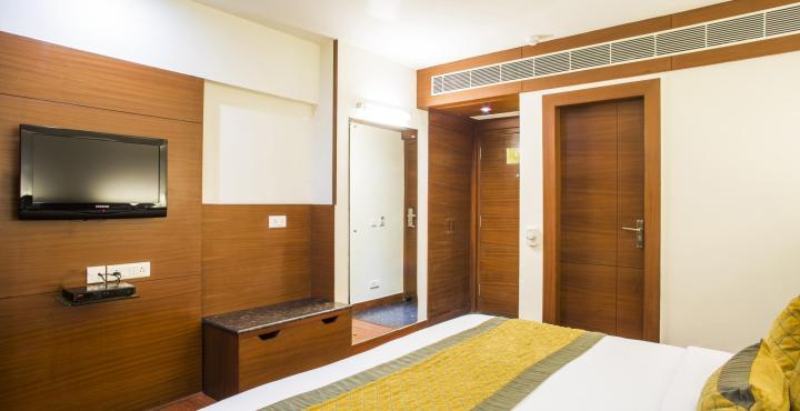 קאנפור Hotel Royal Cliff מראה חיצוני תמונה