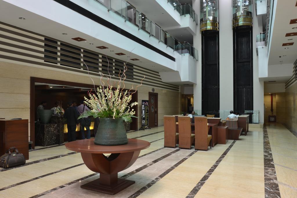 קאנפור Hotel Royal Cliff מראה חיצוני תמונה